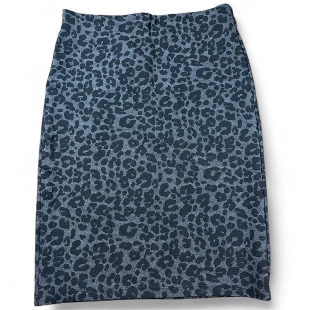 LOFT gray and black stretchy Animal Print Pencil Skirt size small